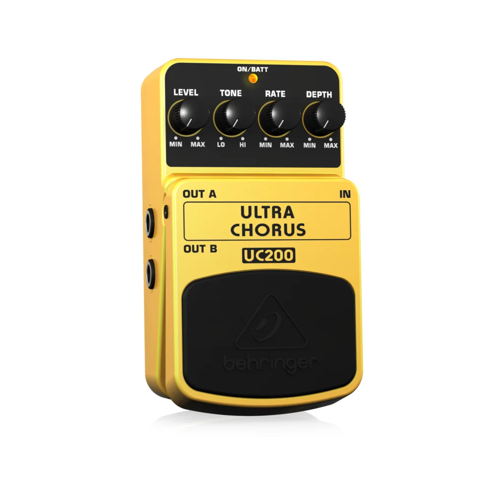Pedal Stereo Chorus Behringer UC200 - Efeito Estéreo com Controles de Profundidade, Taxa e Nível - Pedais