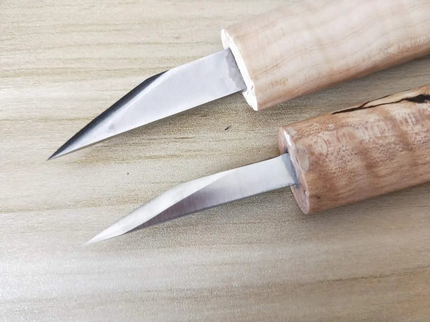 Conjunto com 2 Cortadores Afiados - Luthieria de Instrumentos de Corda, para Fabricação de Violino, 1 Cortador Grande e 1 Pequeno - Ferramentas